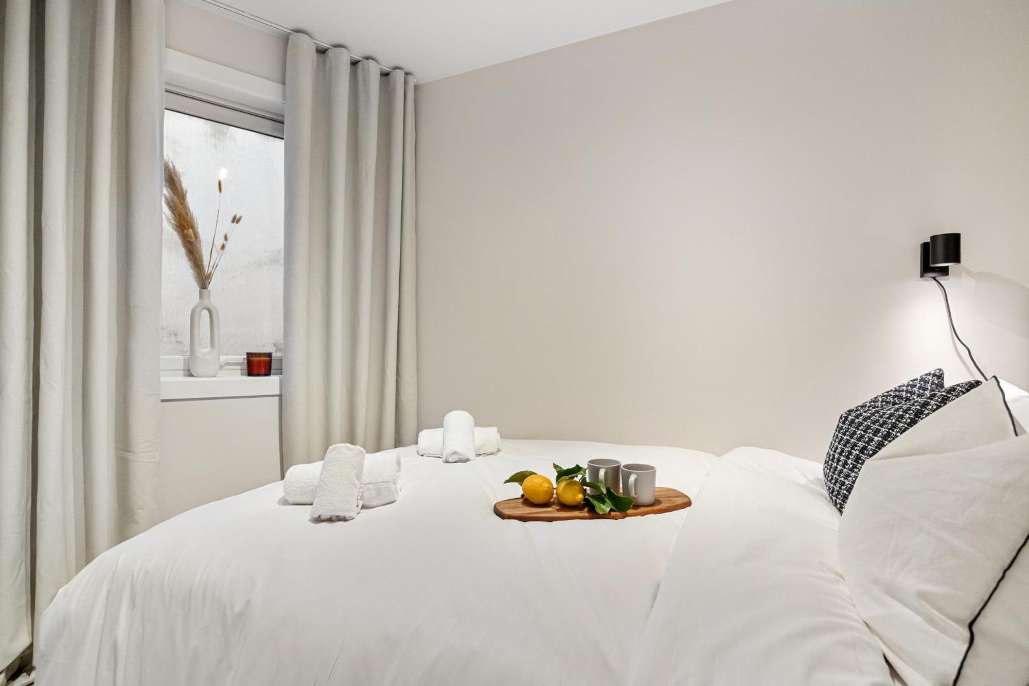 King Bed - Renovated 2024 - 2Br Behind Bryggen Apartment Bergen Luaran gambar