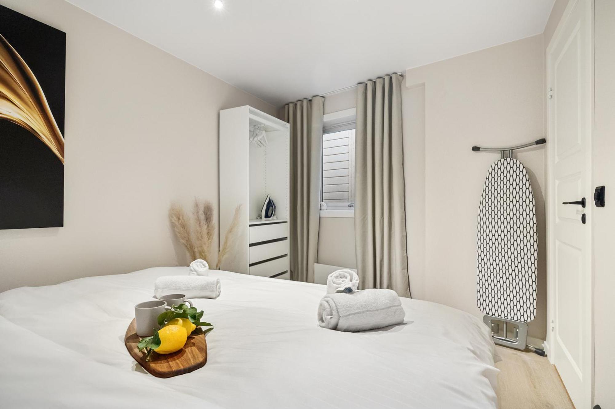 King Bed - Renovated 2024 - 2Br Behind Bryggen Apartment Bergen Luaran gambar